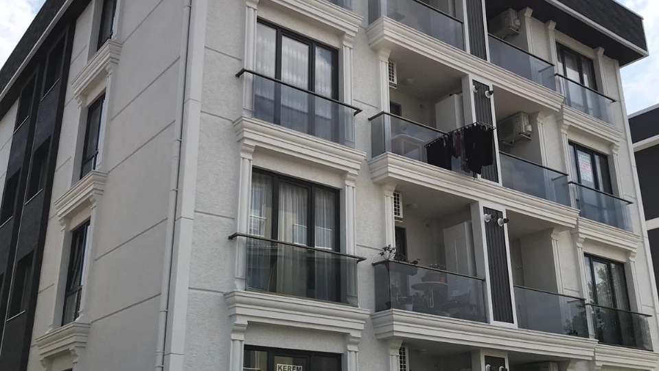 Kanat Apartmanı 